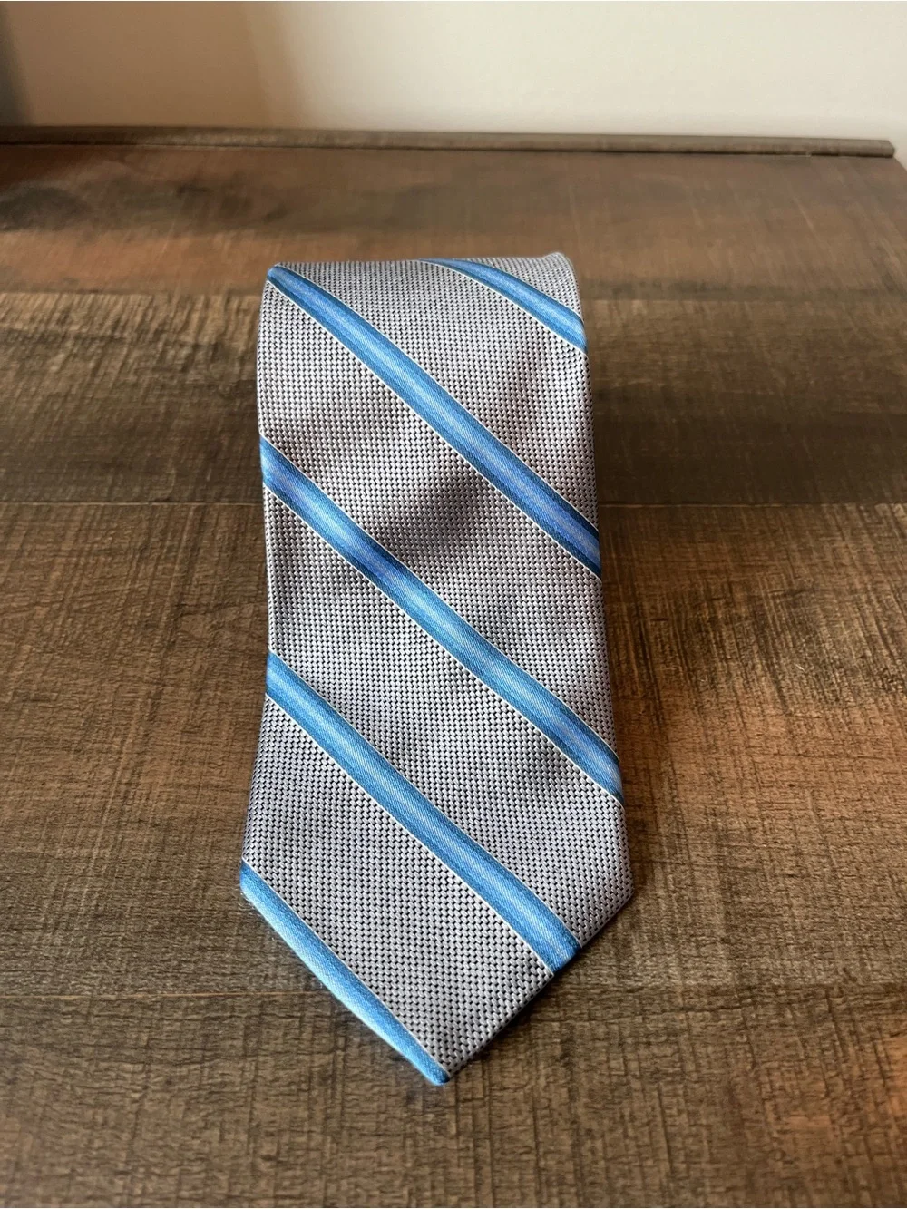 Brooks Brothers 346 Silk Tie Mens Gray‎ Cobalt Ice Blue Diagonal Stripe Repp